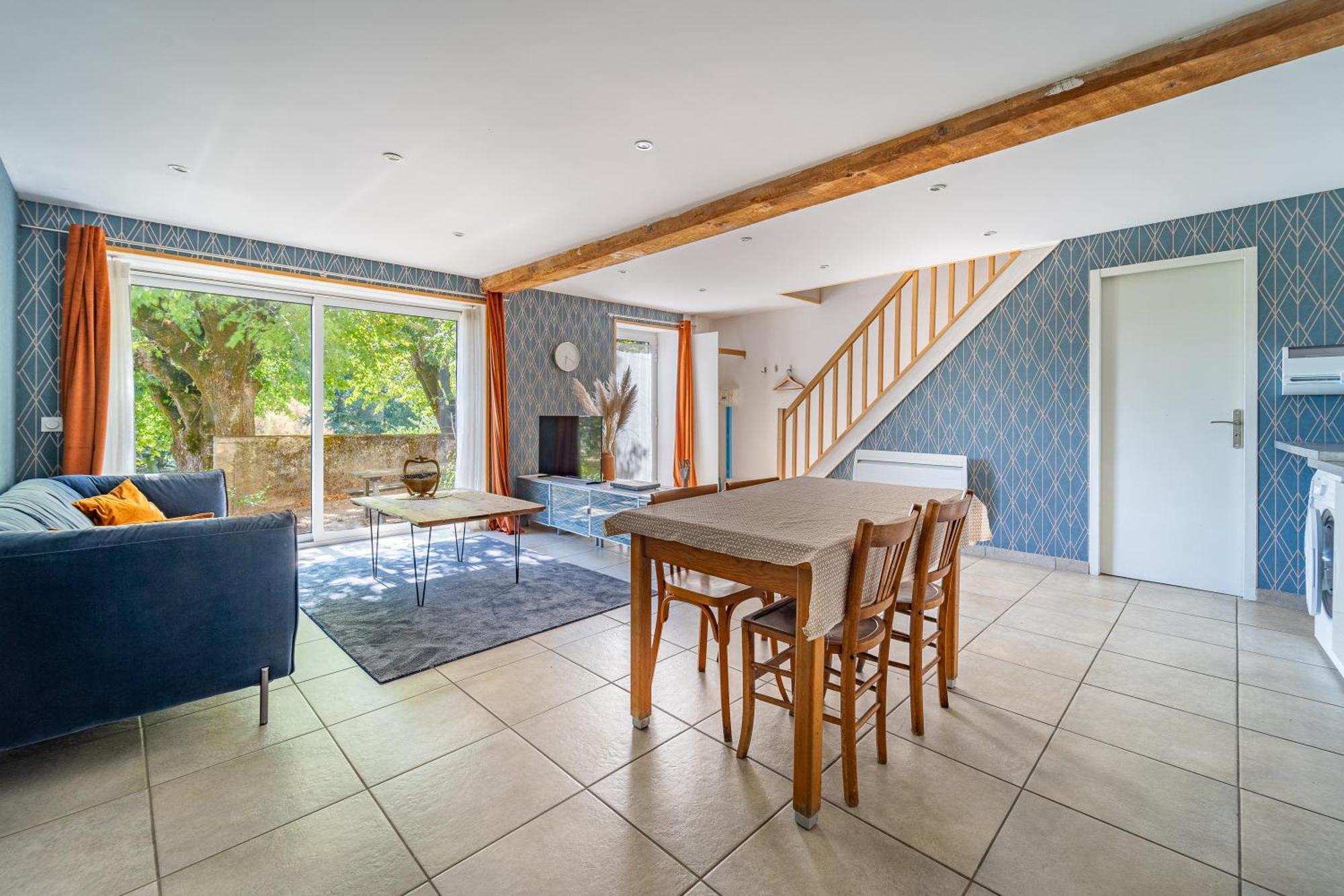 Cosy Room'S Frontonas Exterior photo
